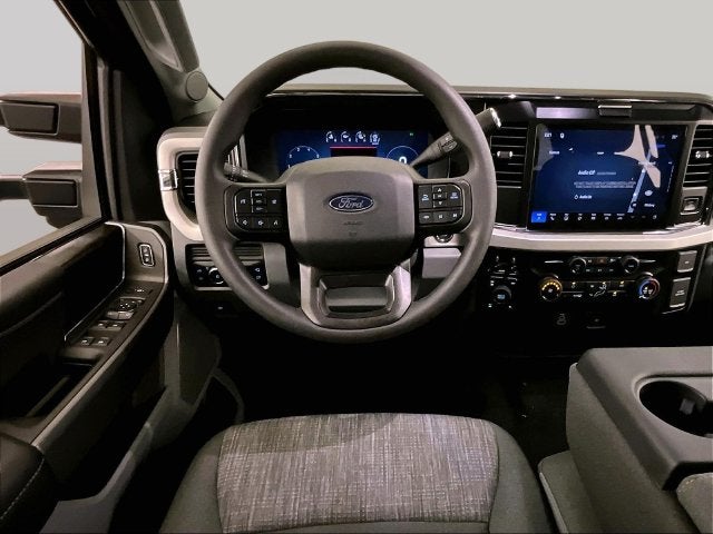 2027 Ford Super Duty F-350® XLT
