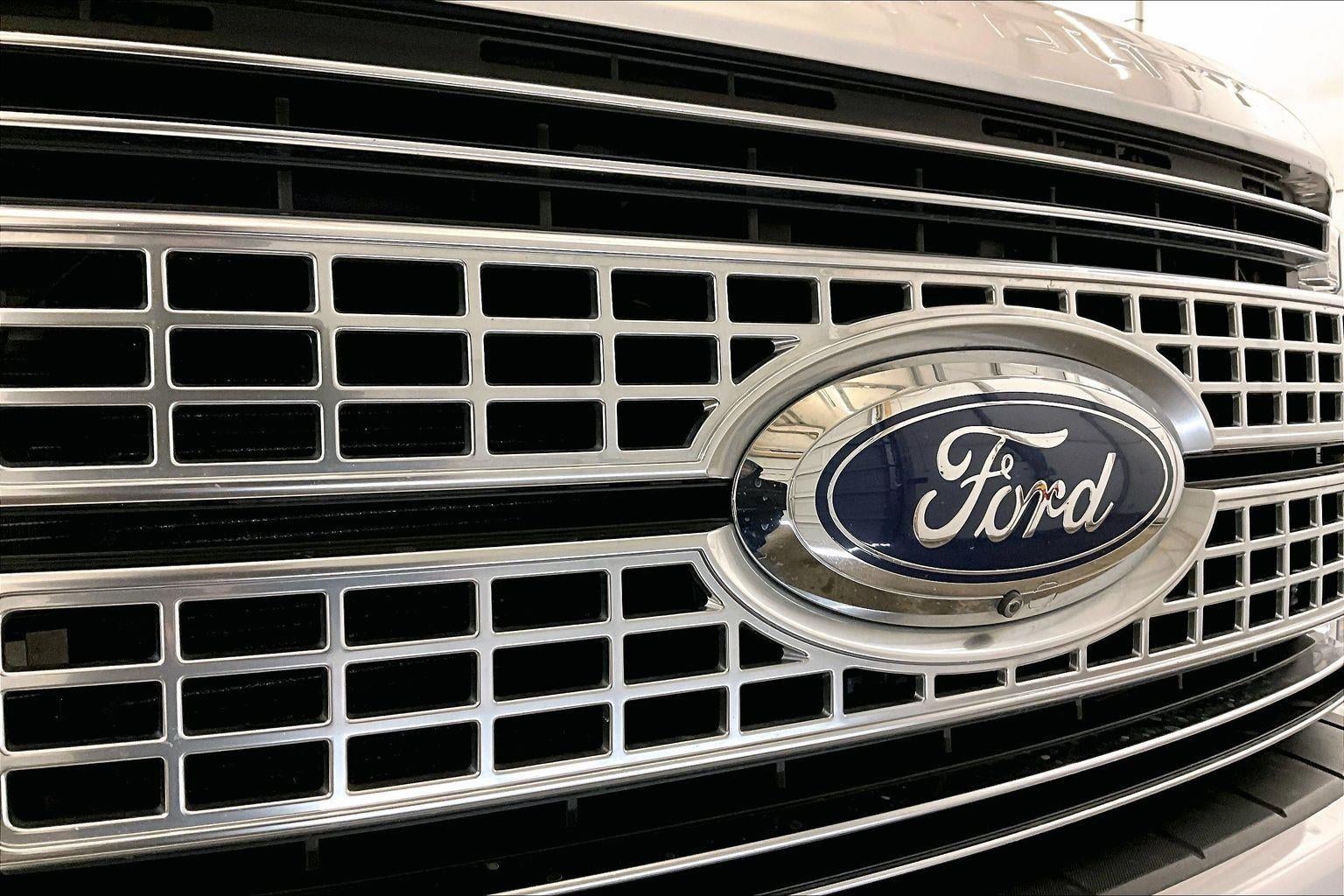 2019 Ford Super Duty F-350 SRW Platinum