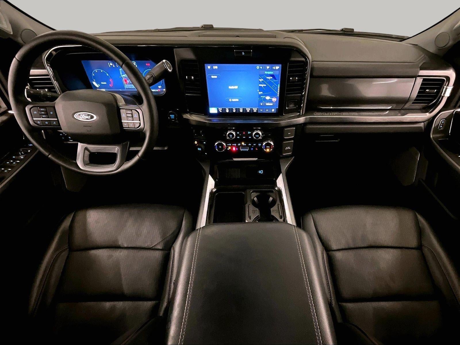 2025 Ford Super Duty F-350 DRW LARIAT