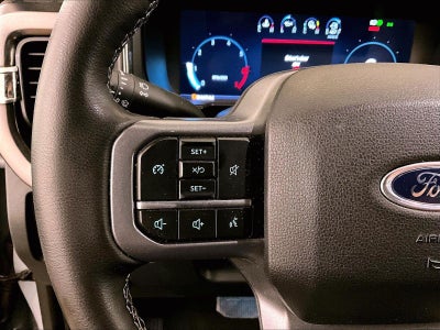 2025 Ford Super Duty F-350 DRW LARIAT