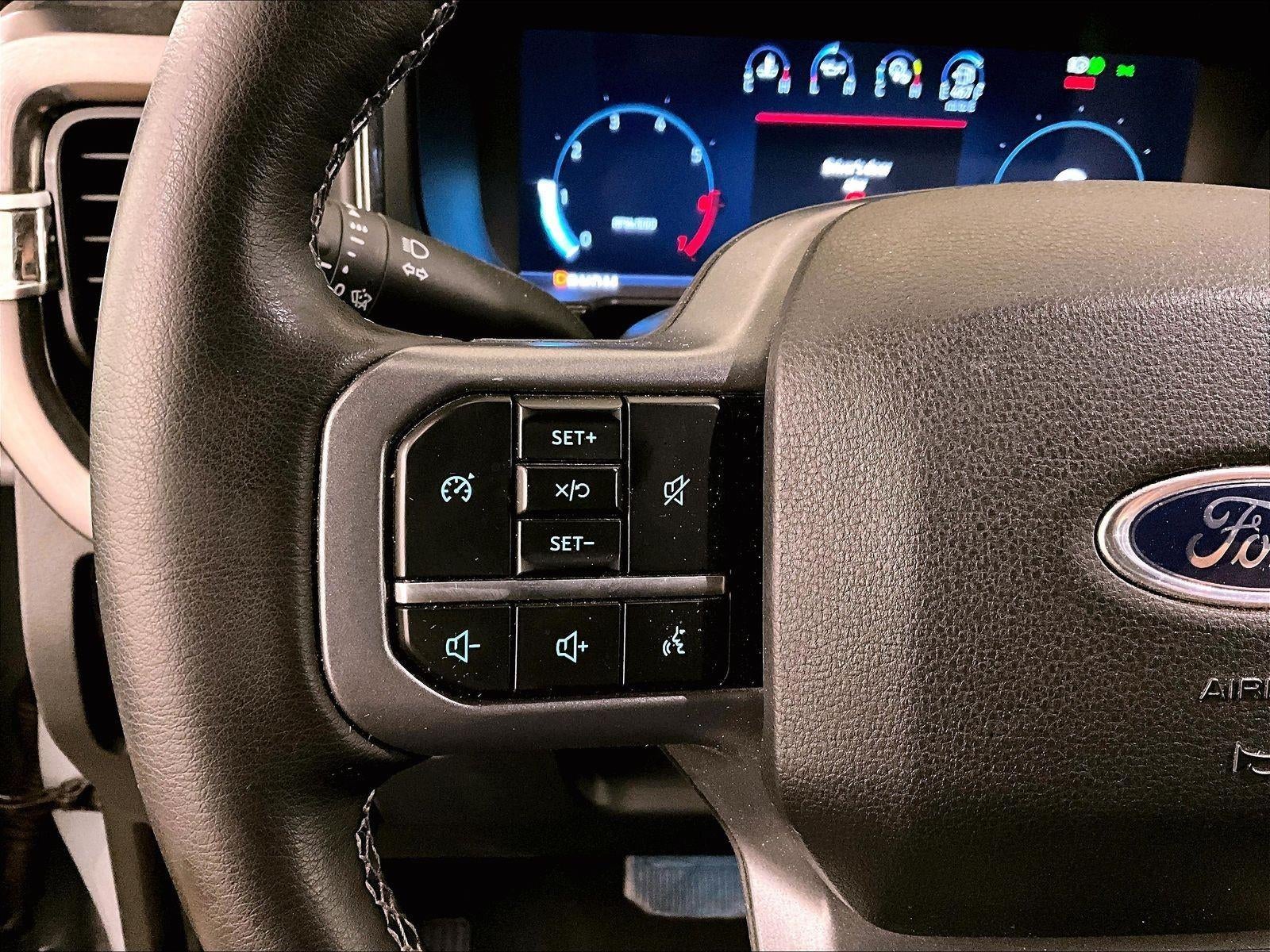 2025 Ford Super Duty F-350 DRW LARIAT