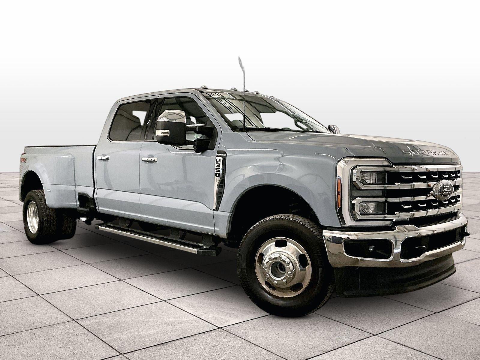 2025 Ford Super Duty F-350 DRW LARIAT