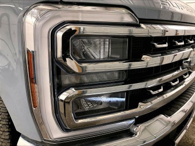 2025 Ford Super Duty F-350 DRW LARIAT