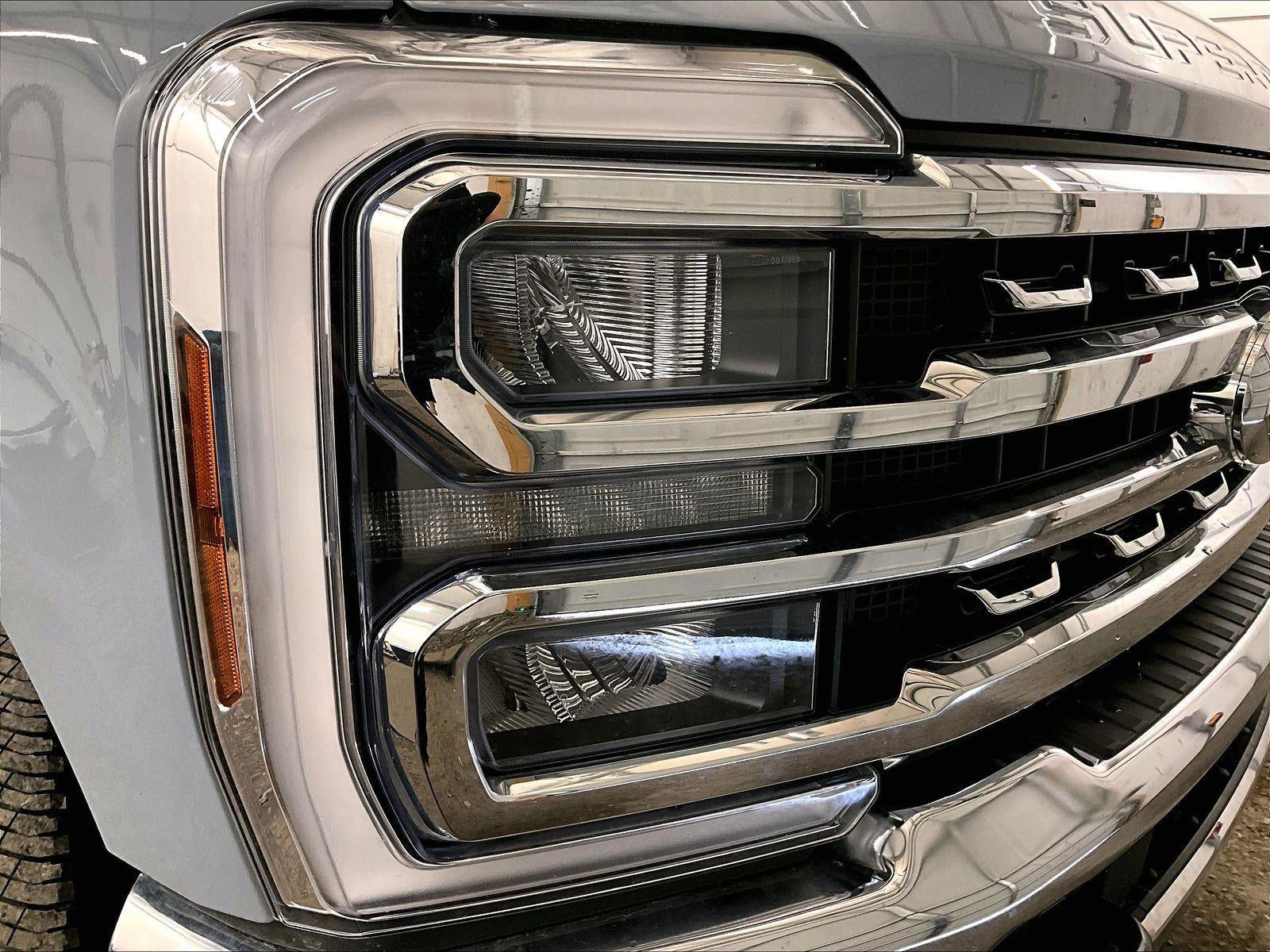 2025 Ford Super Duty F-350 DRW LARIAT