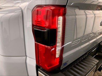 2025 Ford Super Duty F-350 DRW LARIAT