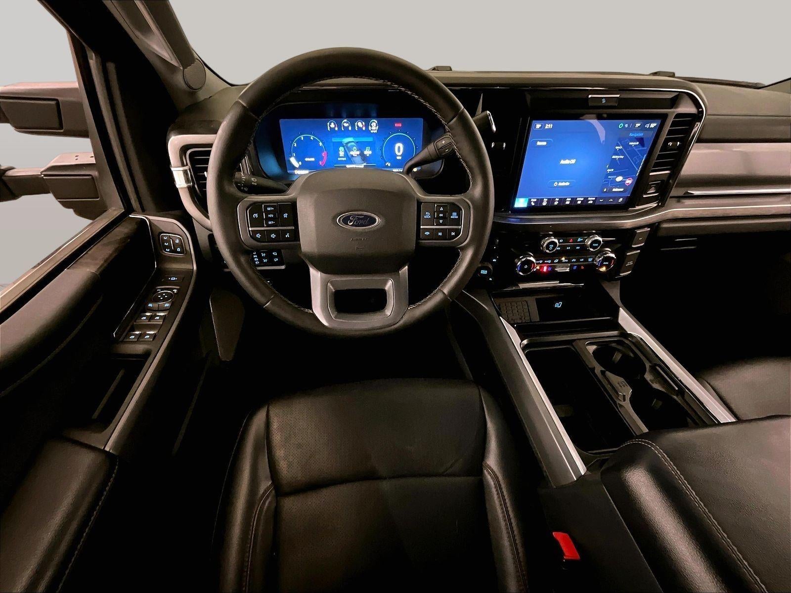 2025 Ford Super Duty F-350 DRW LARIAT