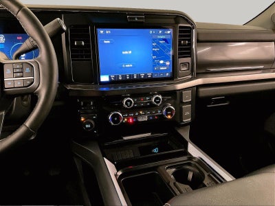 2025 Ford Super Duty F-350 DRW LARIAT