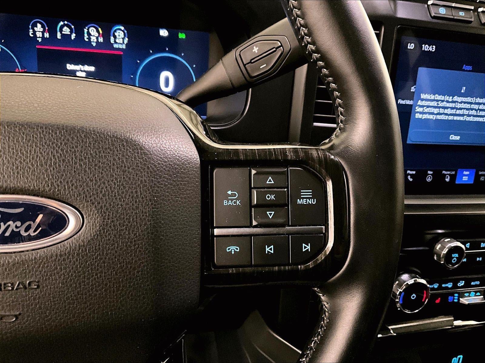 2023 Ford Super Duty F-350 DRW LARIAT
