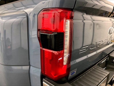 2023 Ford Super Duty F-350 DRW LARIAT