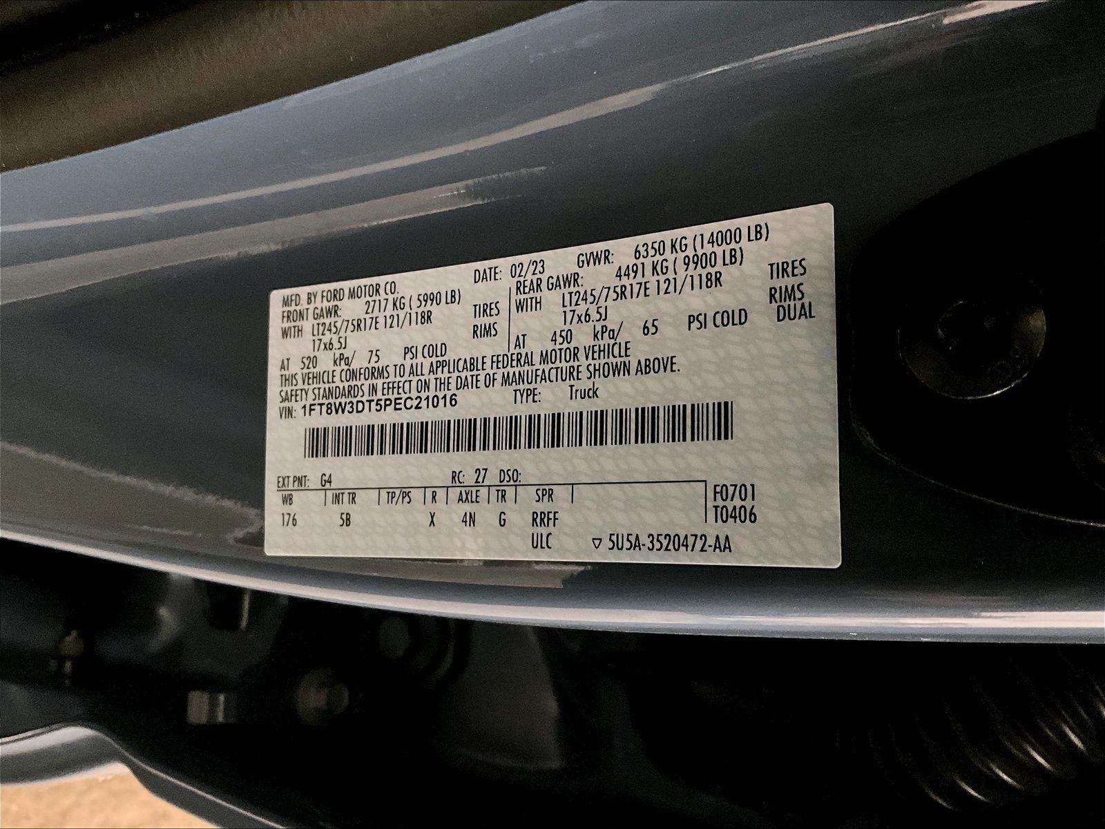 2023 Ford Super Duty F-350 DRW LARIAT