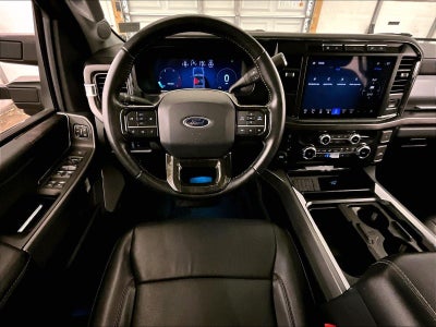 2023 Ford Super Duty F-350 DRW LARIAT