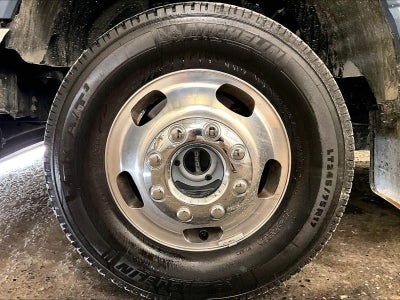 2023 Ford Super Duty F-350 DRW LARIAT