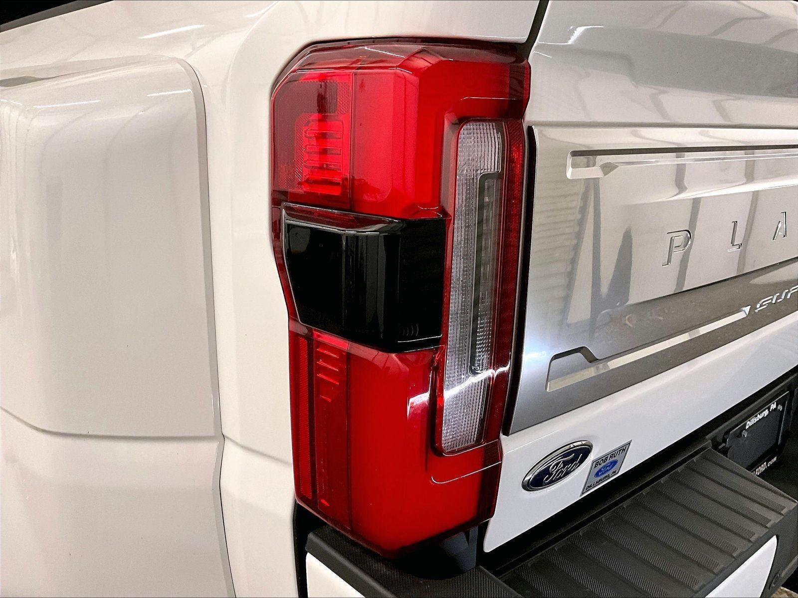 2025 Ford Super Duty F-450 DRW Platinum