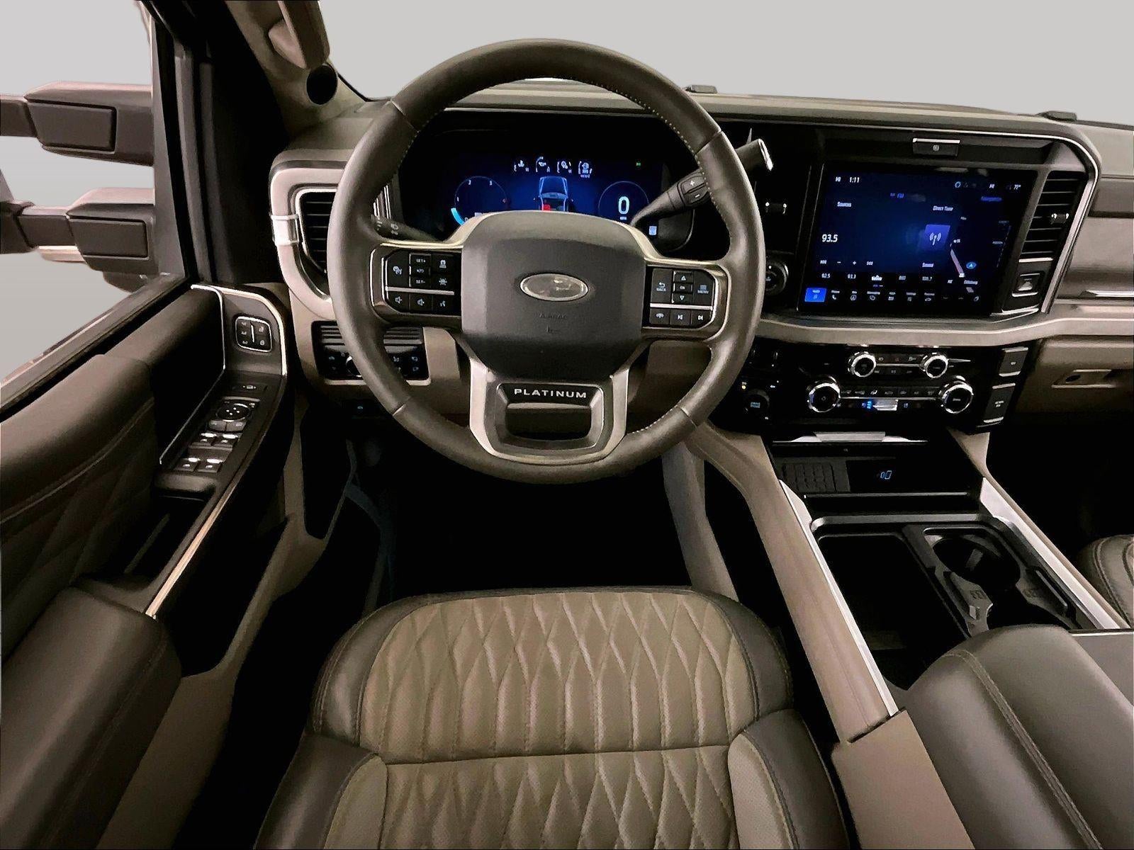 2025 Ford Super Duty F-450 DRW Platinum