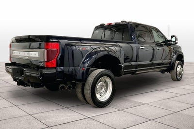 2022 Ford Super Duty F-450 DRW Platinum