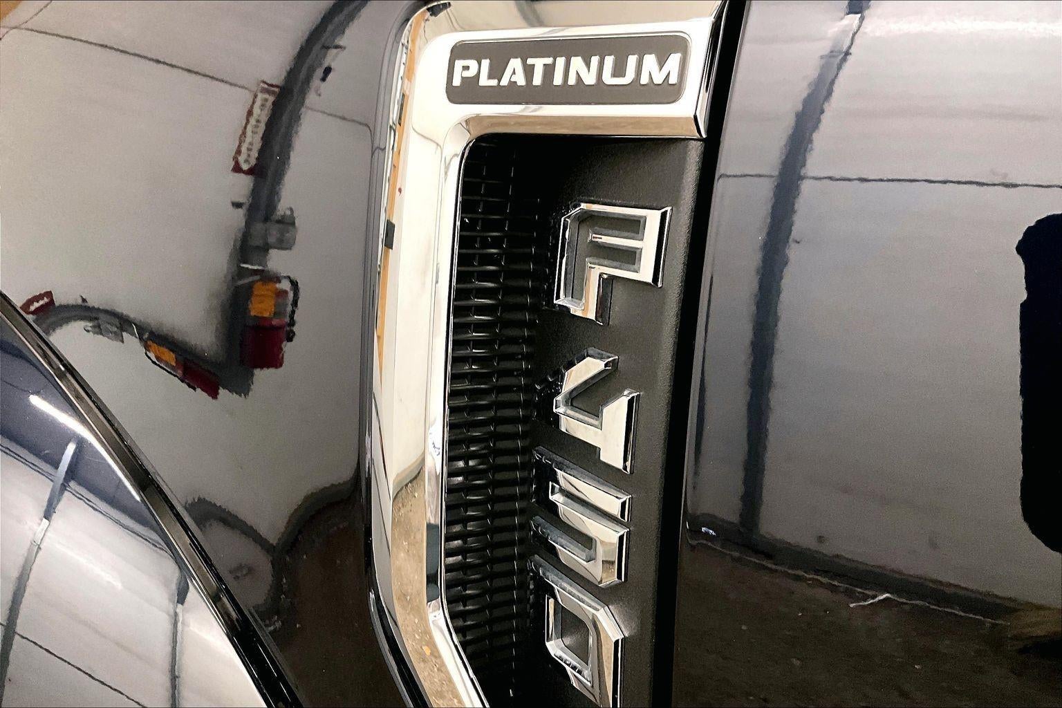 2022 Ford Super Duty F-450 DRW Platinum