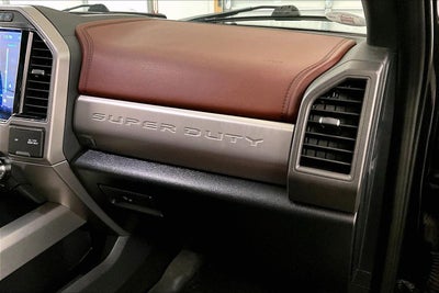 2022 Ford Super Duty F-450 DRW Platinum