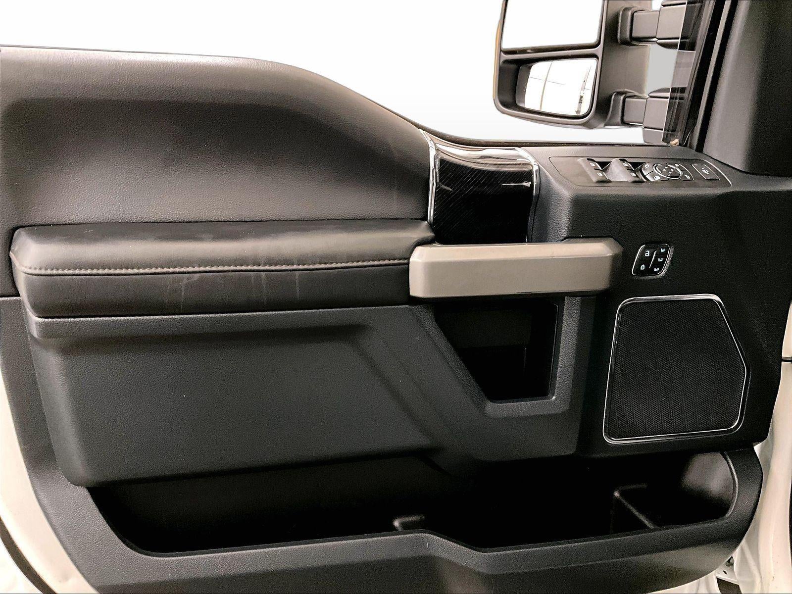 2022 Ford Super Duty F-450 DRW Platinum