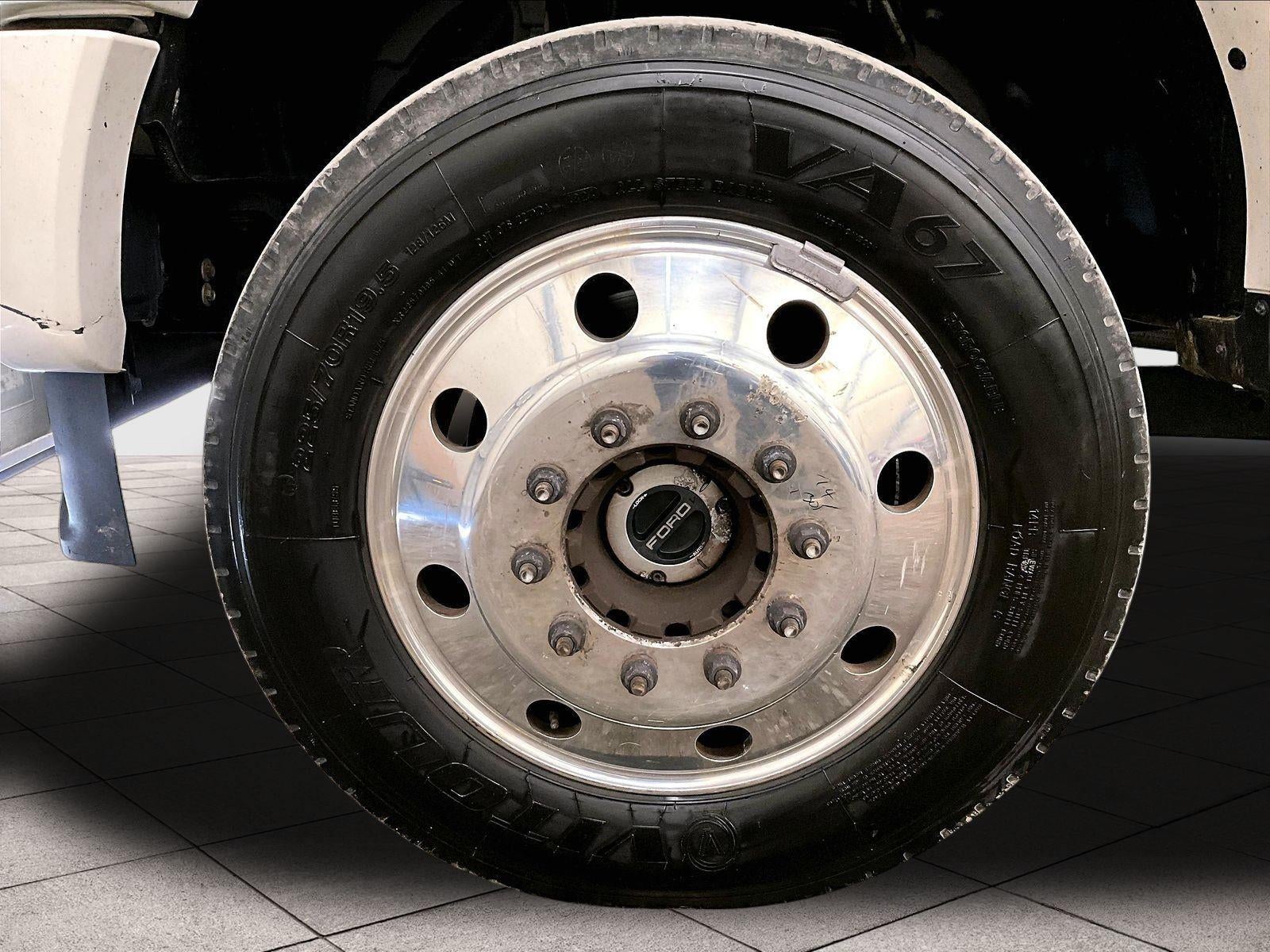 2022 Ford Super Duty F-450 DRW Platinum