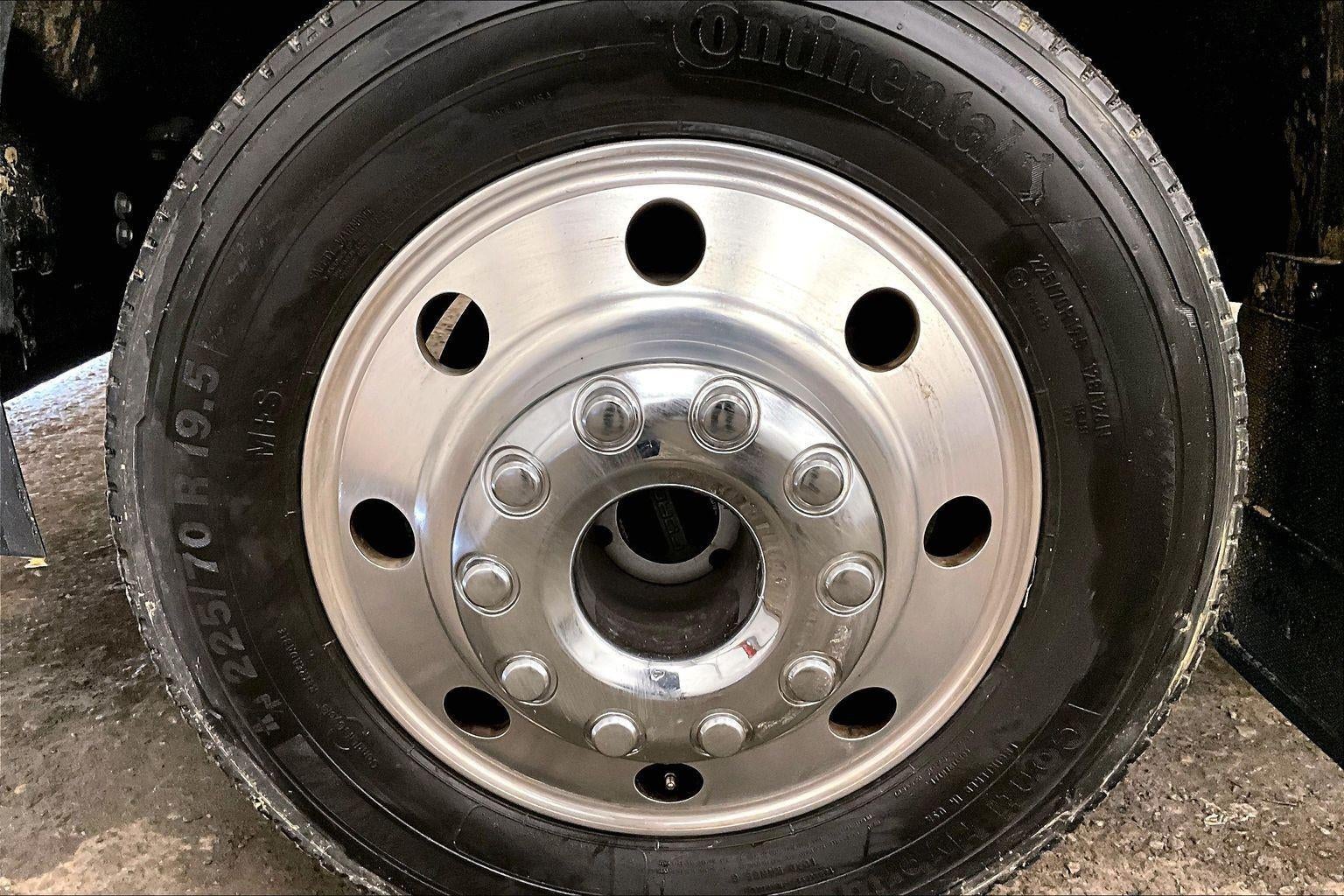 2022 Ford Super Duty F-450 DRW Platinum