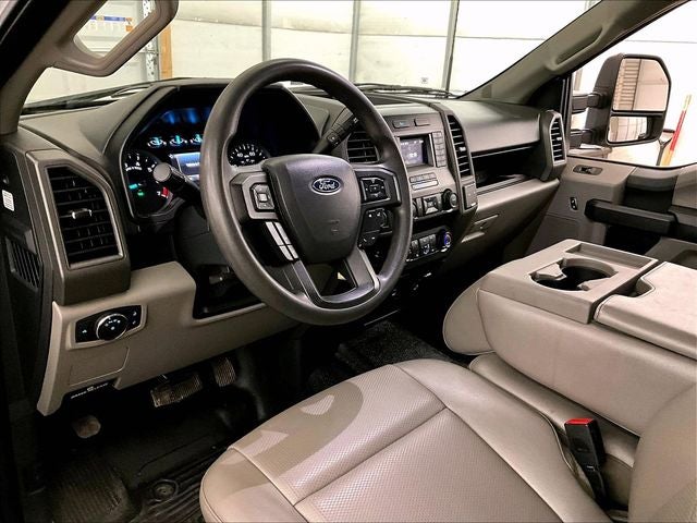 2022 Ford F-350SD XL