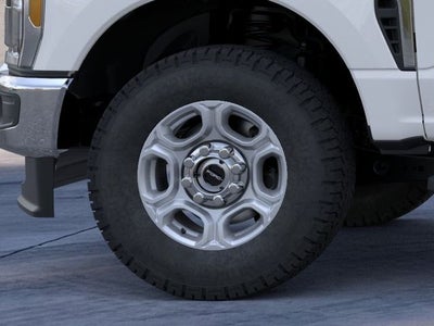 2026 Ford Super Duty F-350® XLT