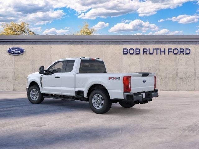 2026 Ford Super Duty F-350® XLT