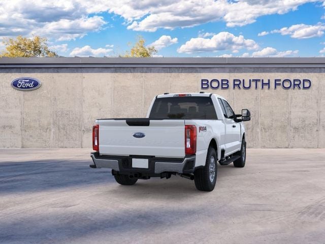 2026 Ford Super Duty F-350® XLT