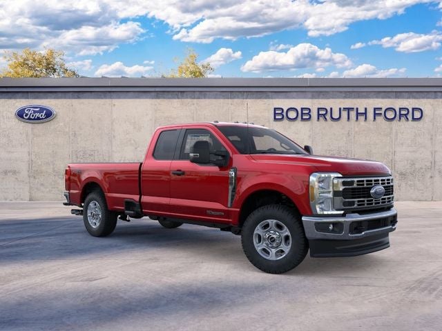 2026 Ford Super Duty F-350® XLT