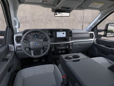 2026 Ford Super Duty F-350® XLT
