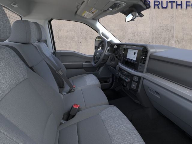 2026 Ford Super Duty F-350® XLT