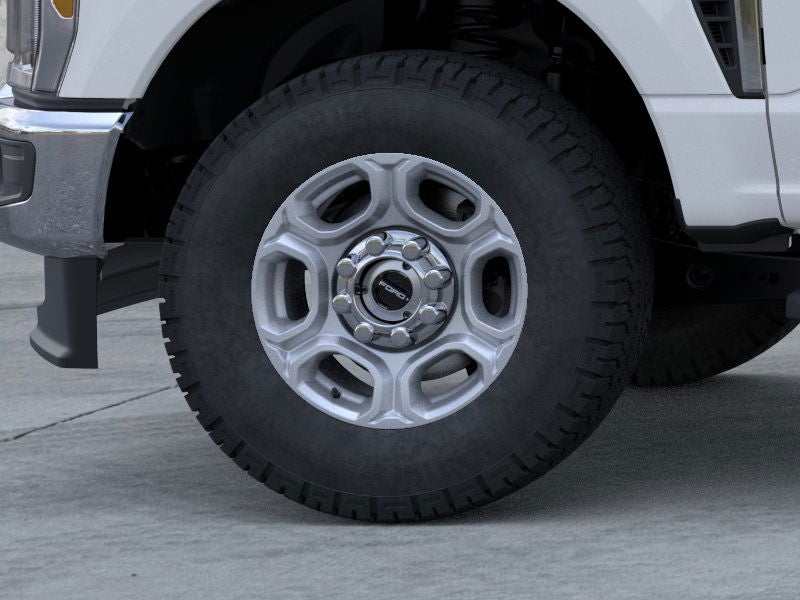 2026 Ford Super Duty F-350® XLT