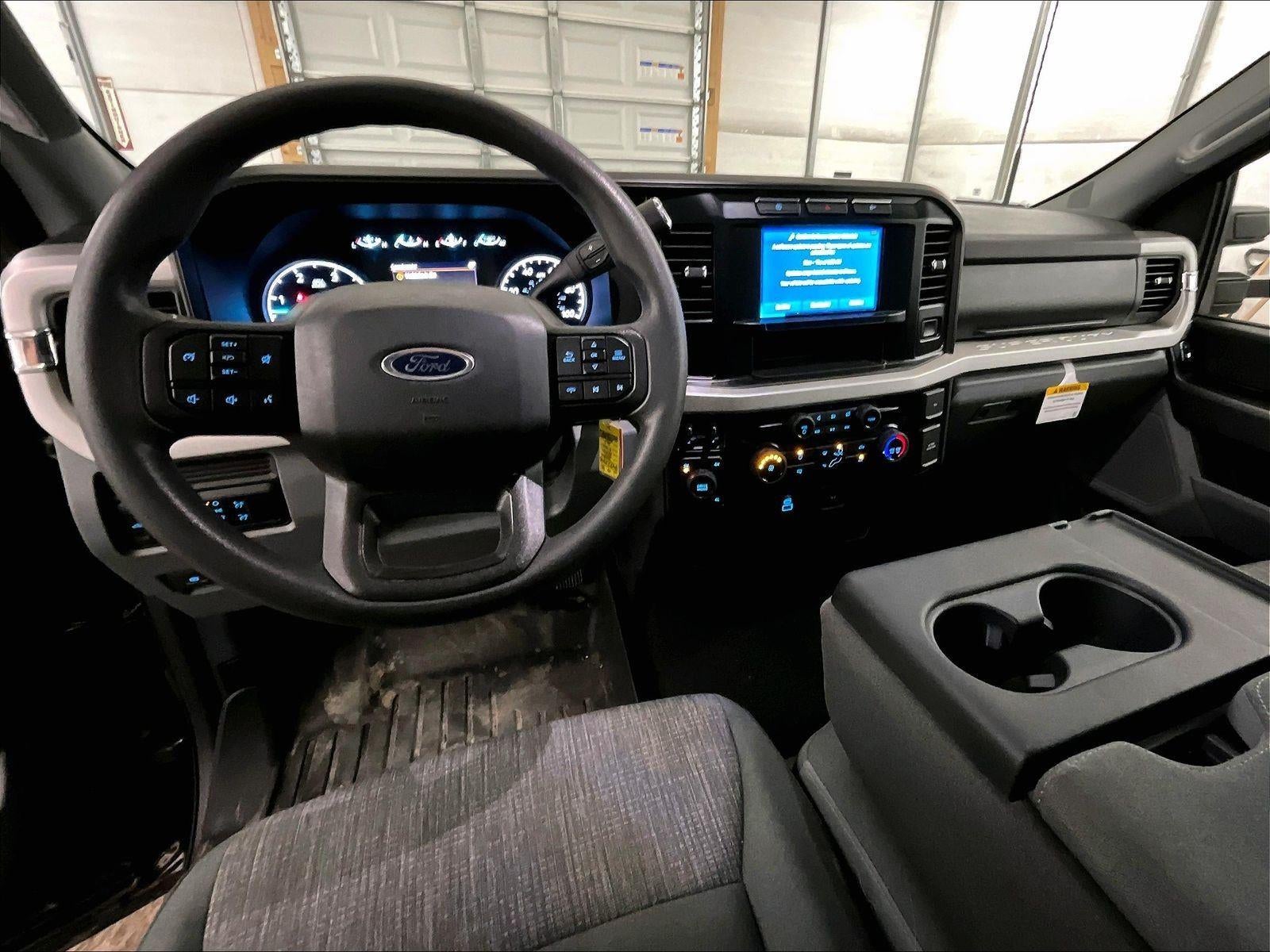 2024 Ford Super Duty F-350 SRW XLT