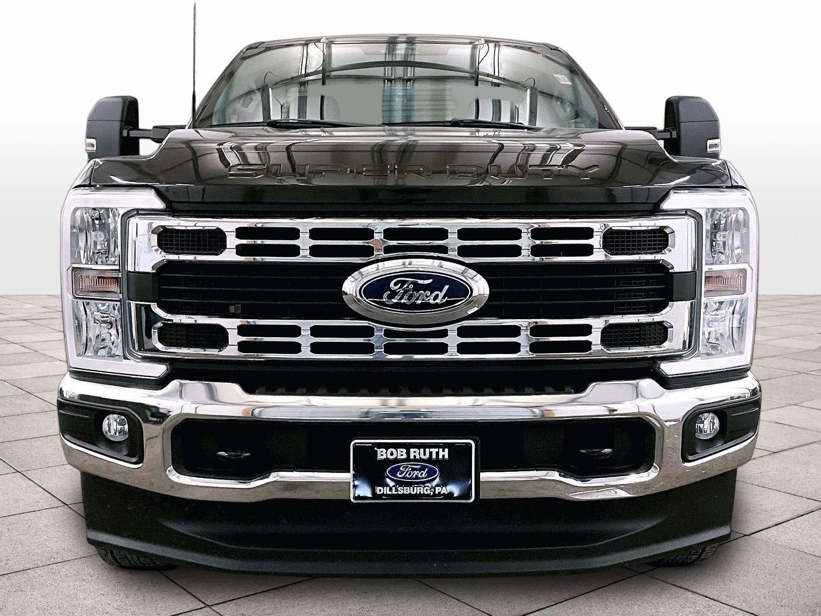 2024 Ford Super Duty F-350 SRW XLT