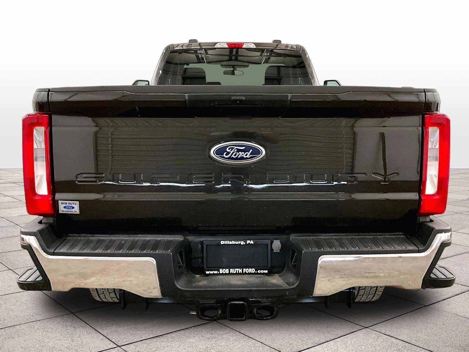 2024 Ford Super Duty F-350 SRW XLT