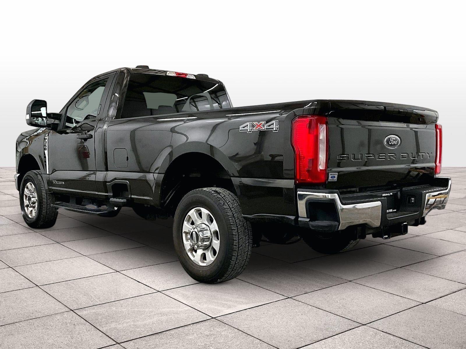 2024 Ford Super Duty F-350 SRW XLT