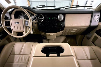 2008 Ford Super Duty F-350 DRW Lariat