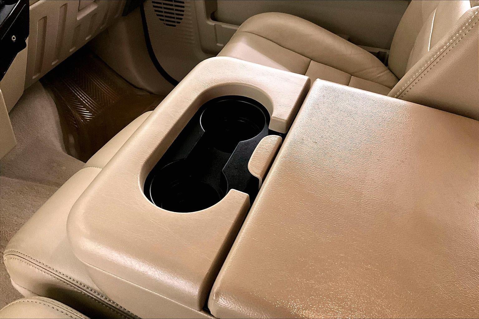 2008 Ford Super Duty F-350 DRW Lariat