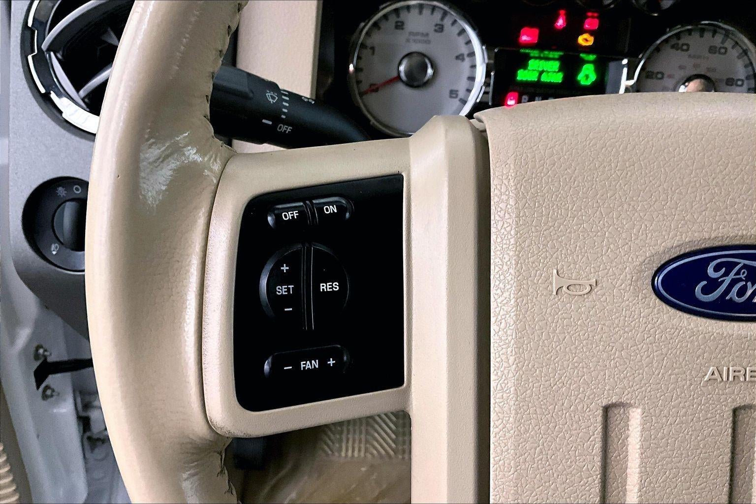 2008 Ford Super Duty F-350 DRW Lariat