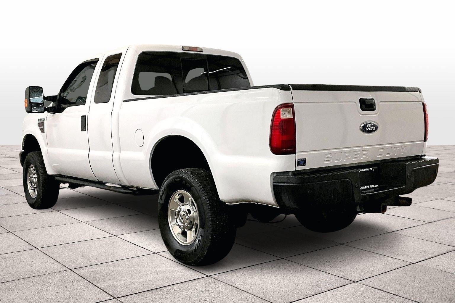 2009 Ford Super Duty F-350 SRW XL