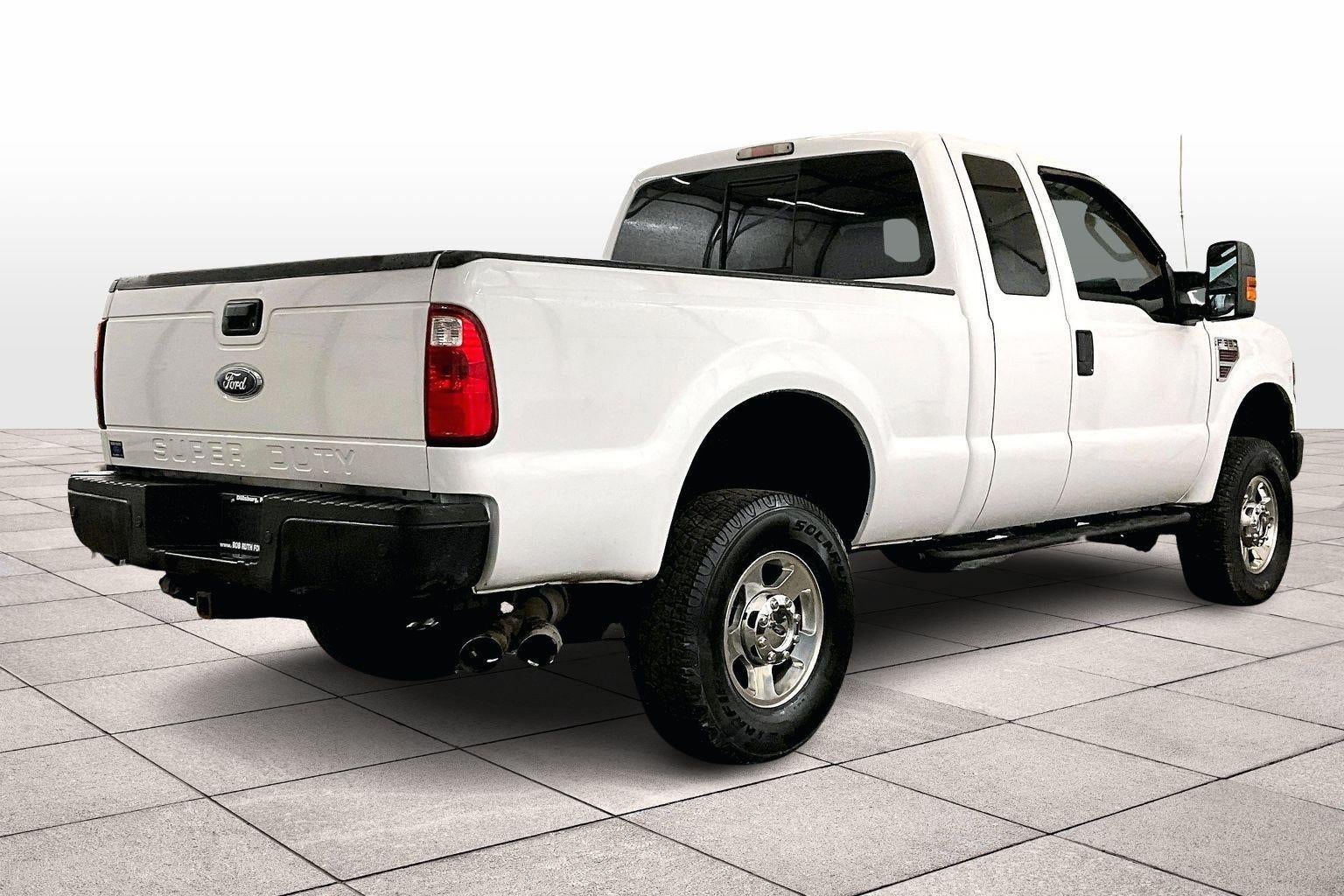 2009 Ford Super Duty F-350 SRW XL
