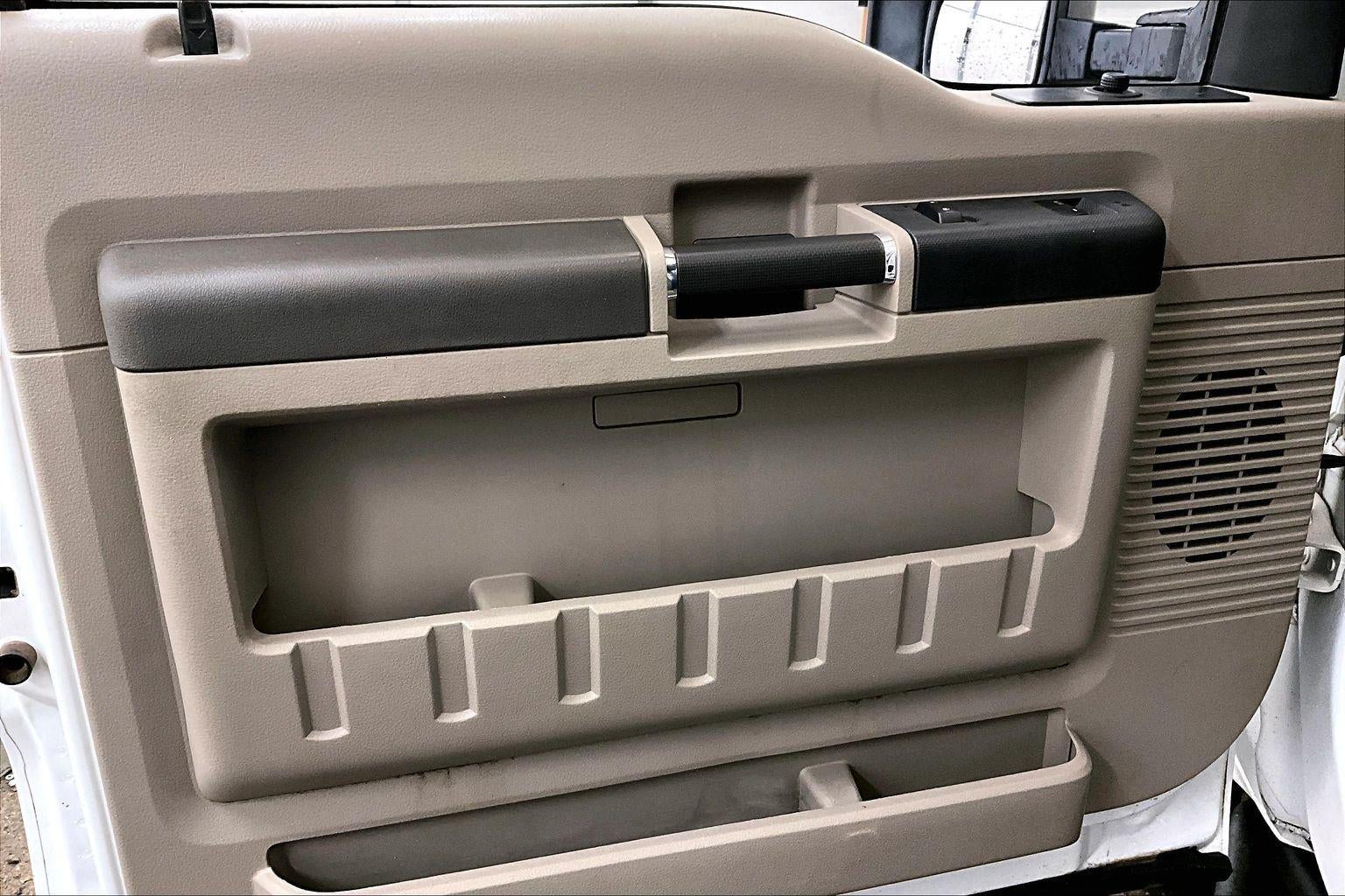 2009 Ford Super Duty F-350 SRW XL