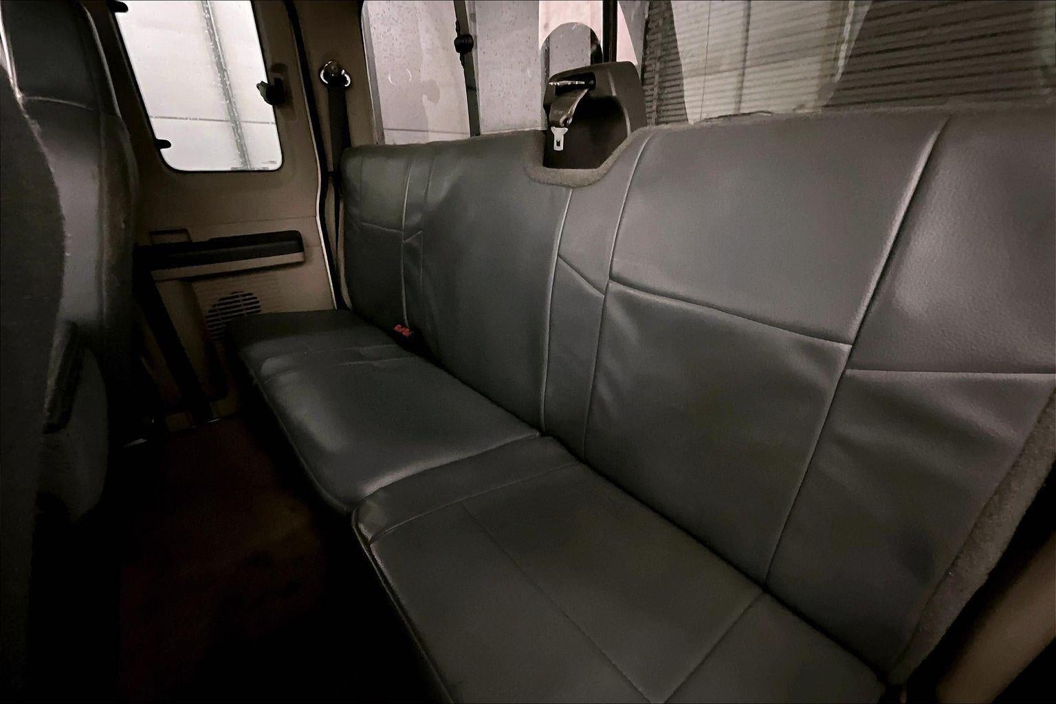 2009 Ford Super Duty F-350 SRW XL