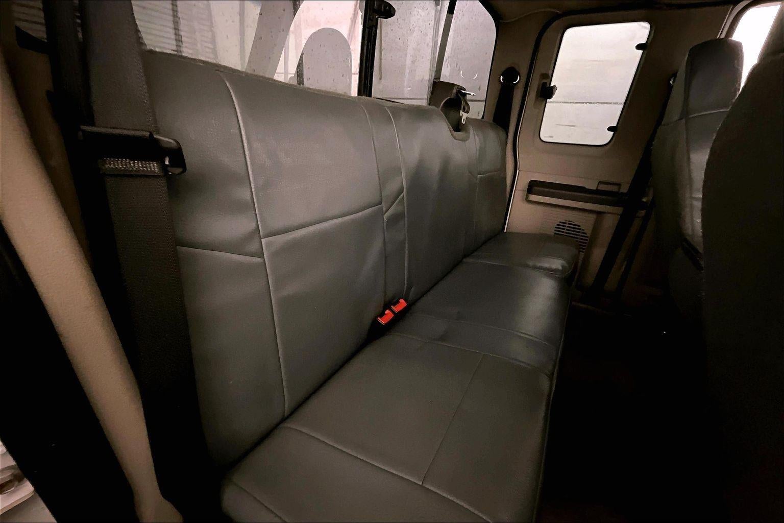 2009 Ford Super Duty F-350 SRW XL