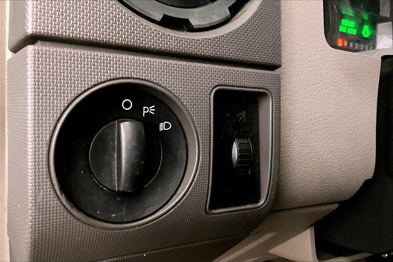 2009 Ford Super Duty F-350 SRW XL