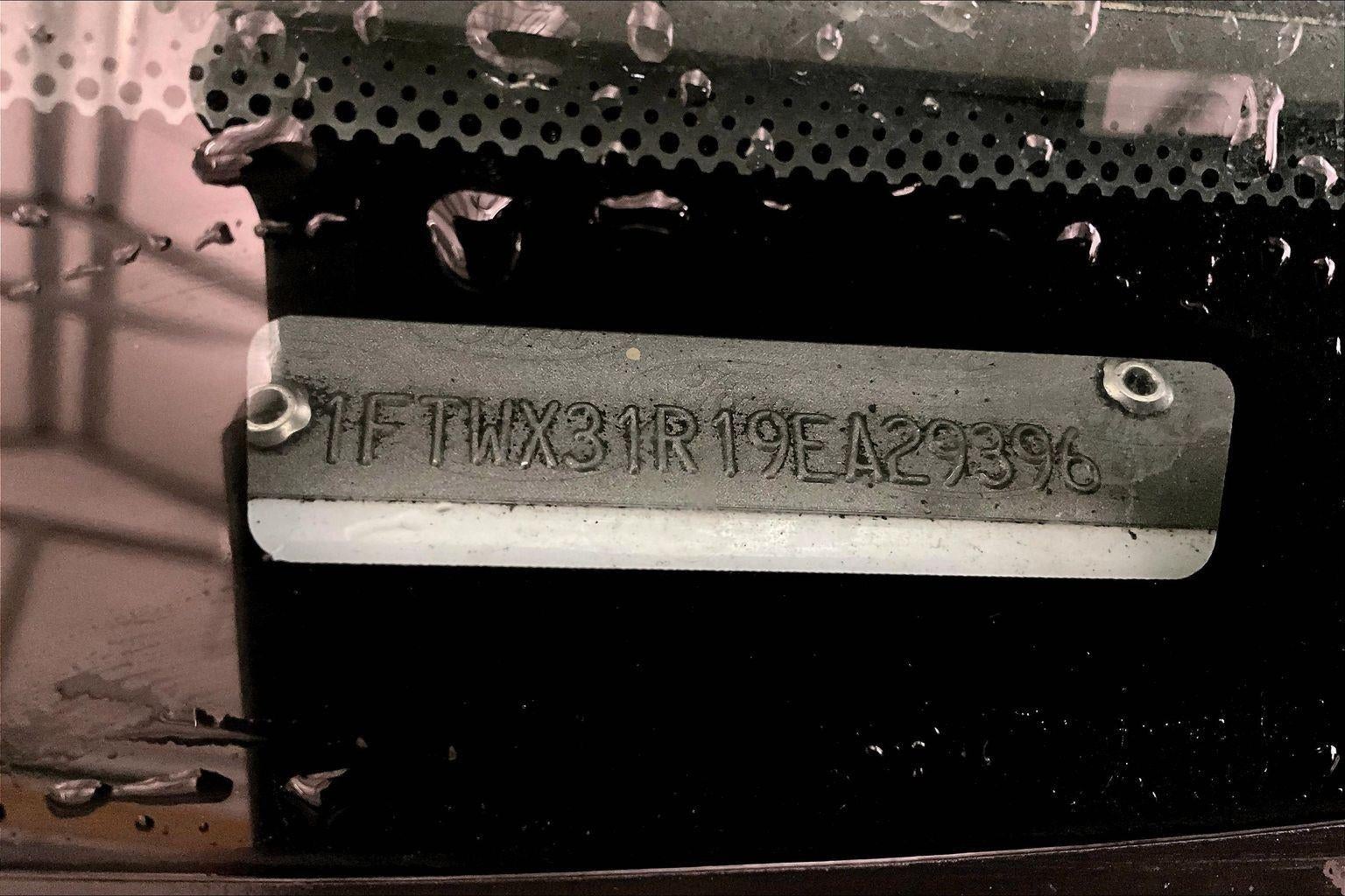 2009 Ford Super Duty F-350 SRW XL