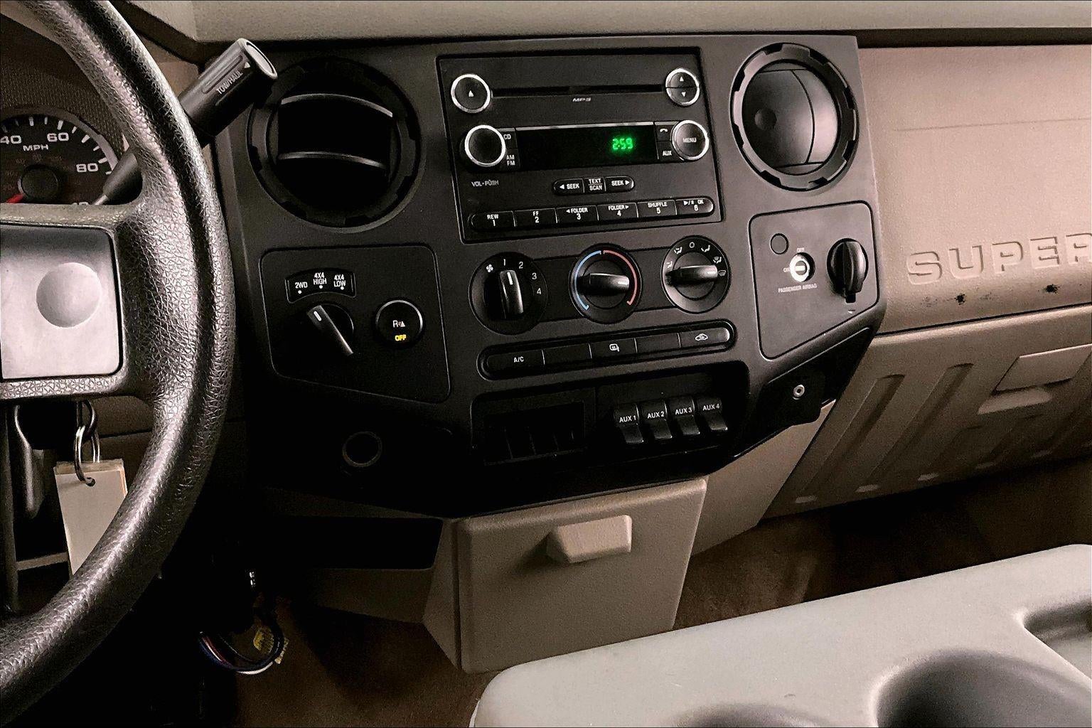 2009 Ford Super Duty F-350 SRW XL