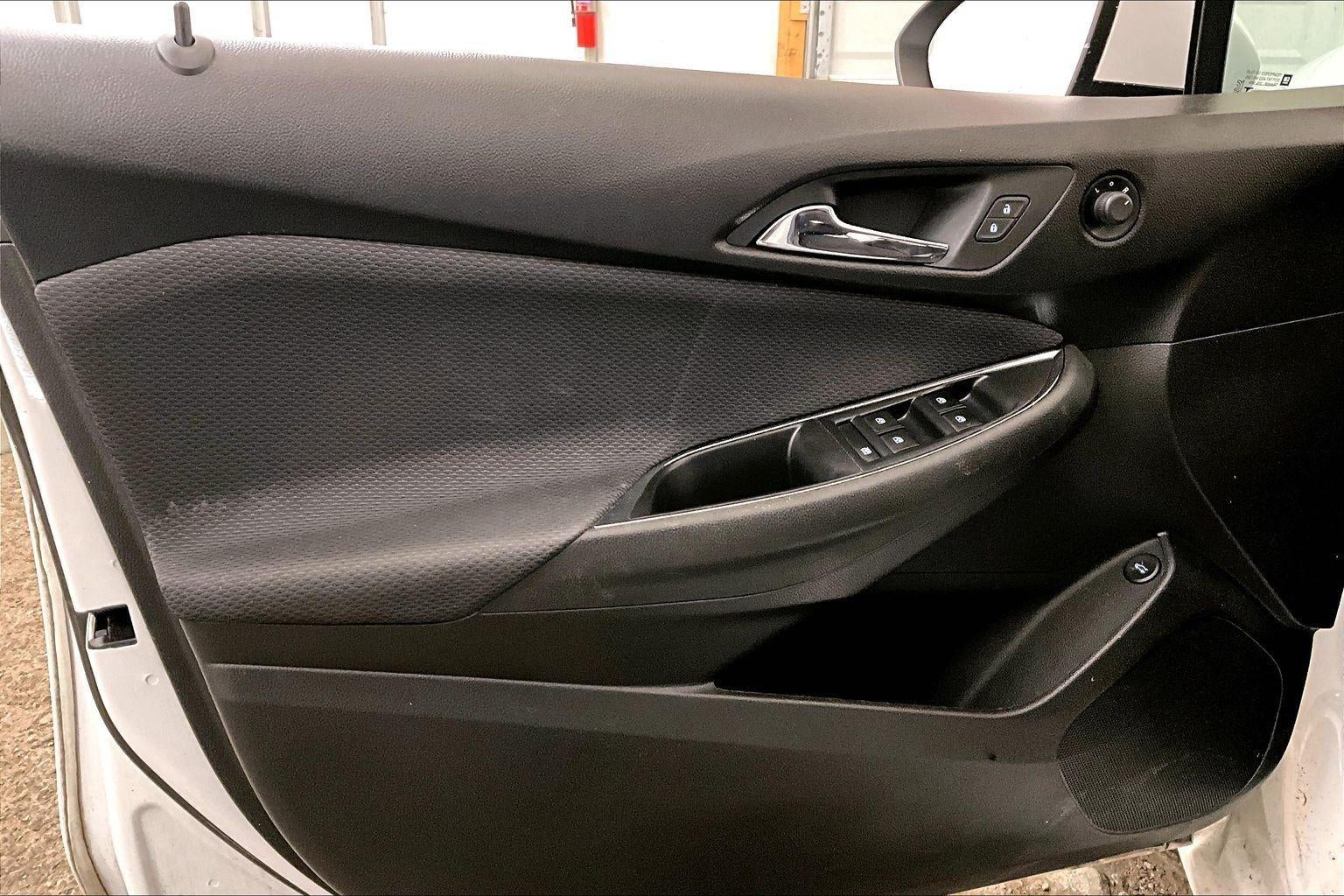 2018 Chevrolet Cruze LS