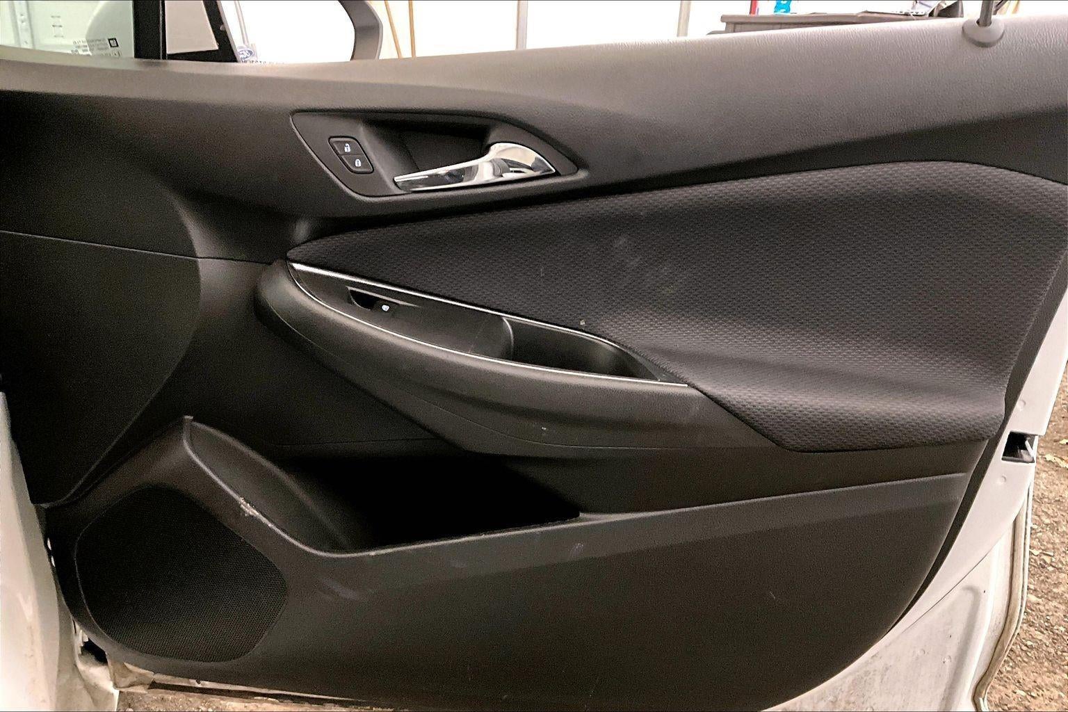 2018 Chevrolet Cruze LS