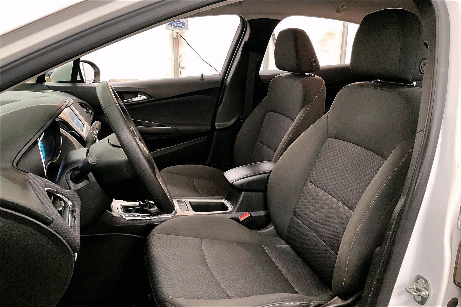 2018 Chevrolet Cruze LS